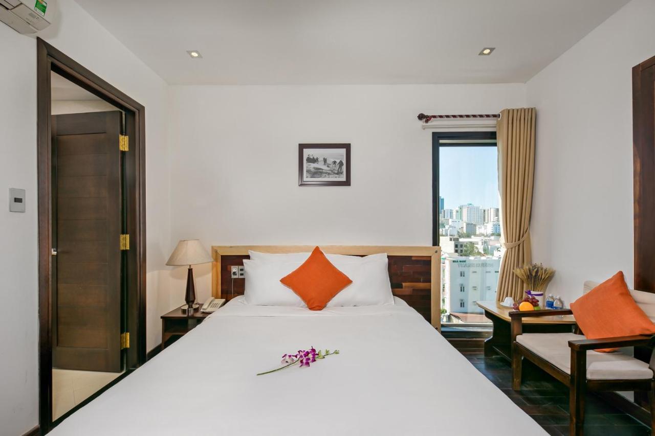 Sea Flower Hotel Da Nang Exterior foto